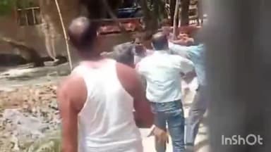 भोगांव: भोगांव क्षेत्र में पुरानी रंजिश के चलते दबंगों ने पीड़ित के साथ की मारपीट और फायरिंग, वीडियो हुआ वायरल
