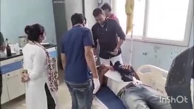 आरा: नवादा मोहल्ला में आपसी विवाद के चलते पिता ने बेटे को पीट-पीट कर किया घायल, सदर अस्पताल में कराया गया भर्ती