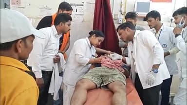 मिर्ज़ापुर: चील थाना क्षेत्र के रामपुर गांव में पशुओं के लिए चारा काटते समय युवक की एक उंगली कटी, युवक का ट्रामा सेंटर में इलाज जारी