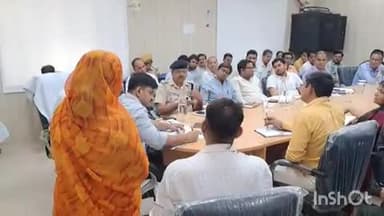 धौलपुर: अटल सेवा केंद्र में जिला कलेक्टर ने सुनीं समस्याएं, दिए सख्त निर्देश