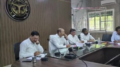 ज्ञानपुर: भदोही में गंगा एवं पर्यावरण समिति की बैठक सम्पन्न, प्रदूषण अधिकारी को जारी किया कारण बताओ नोटिस