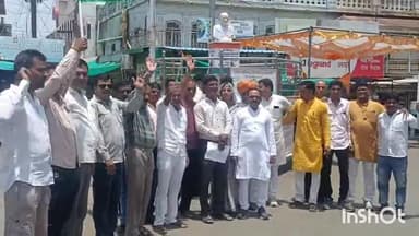 मंदसौर: कर्नल सोफिया कुरेशी पर टिप्पणी के मामले में एफआईआर की मांग, प्रदर्शनकारियों ने पुलिस को दिया आवेदन