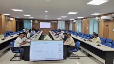 सुपौल: सुपौल के जिलाधिकारी श्री कौशल कुमार की अध्यक्षता में महिला संवाद, समाहरणालय स्थित लहटन चौधरी सभागार में आयोजित