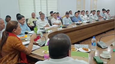 पूर्णागिरि: प्रभारी मंत्री रेखा आर्या की अध्यक्षता में NHPC सभागार में जिला योजना की बैठक में ₹68.57 करोड़ की योजनाएं अनुमोदित