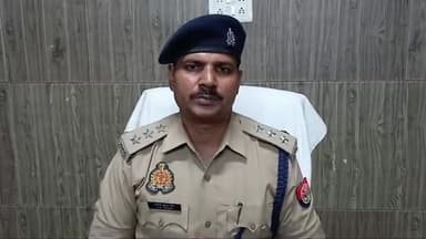 खबर औरैया से दिवियापुर थाना क्षेत्र के अंतर्गत पितामबरपुर  गांव में युवक ने की आत्महत्या जानकारी देते  क्षेत्राधिकारी