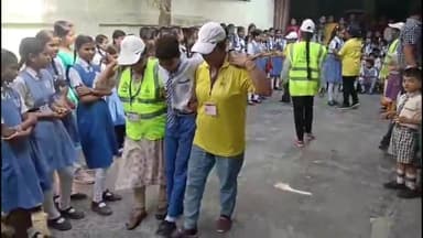 प्रयागराज: लुकर गंज में हवाई हमले से बचाव के लिए किया गया मॉकड्रिल