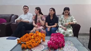 कन्नौज: सीबीएसई में वैभवी टंडन ने 99.2% अंक प्राप्त किए, फर्श रोड स्थित आवास पर हुआ स्वागत