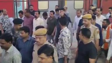 लाडपुरा: 5 दिवसीय कोटा-बूंदी प्रवास पर स्पीकर बिरला कोटा पहुंचे, स्टेशन पर भाजपा कार्यकर्ताओं ने किया स्वागत