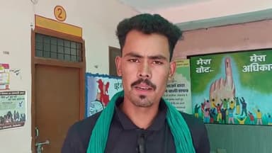 पूरनपुर: तहसील परिसर में भाकियू ने समस्याओं को लेकर 6 सूत्रीय ज्ञापन एसडीएम को सौंपा