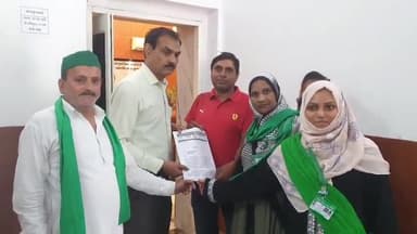 रामपुर: डीएम कार्यालय में भाकियू के पदाधिकारियों ने काशीराम कॉलोनी के बाशिन्दों की समस्याओं को लेकर दिया ज्ञापन #jansamasya