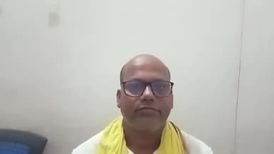 दुर्गावती: दुर्गावती बाजार पहुंचे जनसुराज पार्टी के नेता डॉ. जवाहर बिंद ने बिहार सरकार पर किया हमला