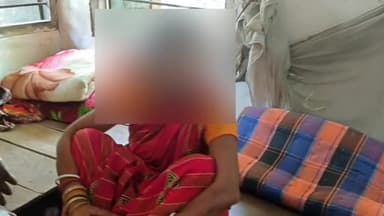 बेतिया: कालीबाग थाना क्षेत्र उत्तरावारी पोखरा से भारी मात्रा में शराब बरामद, दो शराब तस्कर गिरफ्तार एक महिला भी शामिल