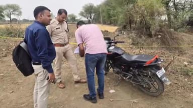 पथरिया: लूट के बाद शिक्षक की जिंदा जलाकर हत्या करने का मामला, हटा पहुंचे SDOP रघु केशरी ने घटनास्थल का लिया जायजा