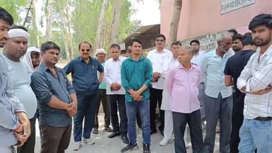 कोल: टेंटी गांव तिराहे पर ट्रक की टक्कर से पैदल चल रहे छात्र की हुई मौत, पुलिस ने शव का कराया पोस्टमार्टम