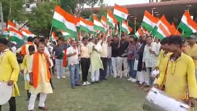 सुपौल: ऑपरेशन सिंदूर की सफलता के बाद गांधी मैदान में भव्य तिरंगा यात्रा, सैनिकों को किया गया सम्मानित #apreshansindoor