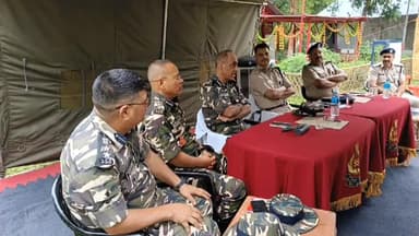 सिकटी: सीमा चौकी सिकटी में एसएसबी और बिहार पुलिस की एक संयुक्त बैठक का किया गया आयोजन