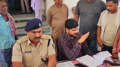 सुल्तानगंज: भूमि विवाद को लेकर सुलतानगंज थाना में जनता दरबार का आयोजन