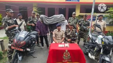 नरपतगंज: पुलिस व एसएसबी जवानों ने बसमतिया बॉर्डर पर 65 ग्राम ब्राउन शुगर के साथ तीन नेपाली तस्करों को किया गिरफ्तार, दो बाइक जब्त