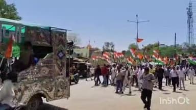 विजयपुर: 'ऑपरेशन सिंदूर' की सफलता पर विजयपुर में निकली तिरंगा यात्रा, पूर्व वन मंत्री रामनिवास रावत भी हुए शामिल