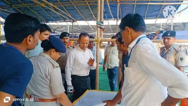 नवादा: जिला पदाधिकारी ने नवादा में चल रहे गृह रक्षक भर्ती की शारीरिक परीक्षा का लिया जायजा, दिए कई आवश्यक निर्देश