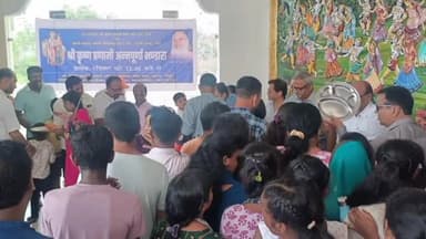 कांके: पुंदाग के श्री राधा-कृष्ण मंदिर में अन्नपूर्णा महाप्रसाद का आयोजन, 1500 से अधिक श्रद्धालुओं ने ग्रहण किया प्रसाद