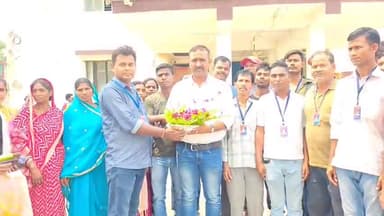 सुल्तानगंज: सुलतानगंज थाने के नए थाना अध्यक्ष मृत्युंजय कुमार का ग्राम रक्षा दल ने किया भव्य स्वागत