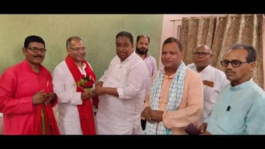 नबीनगर: प्रखंड पहुंचे काराकाट सांसद का पूर्व अध्यक्ष ने किया भव्य स्वागत