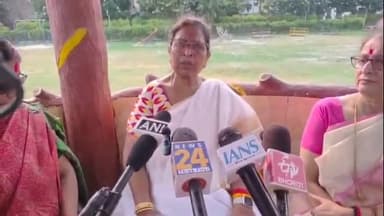 बेतिया: बेतिया में पशु एवं मत्स्य संसाधन विभाग की मंत्री रेणु देवी ने जारी किया अपना बयान