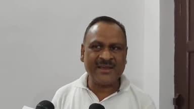 बेतिया: बेतिया में राष्ट्रीय लोक मोर्चा के प्रदेश प्रवक्ता ने जारी किया अपना बयान