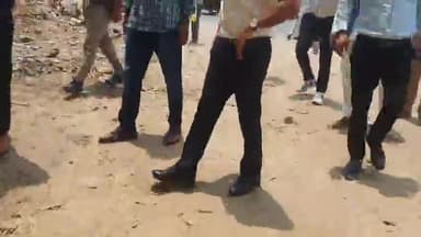 रामपुर: जिलाधिकारी जोगिंदर सिंह ने गन्ना समिति के सामने हो रहे नाले के निर्माण का किया निरीक्षण, दिए जरूरी निर्देश