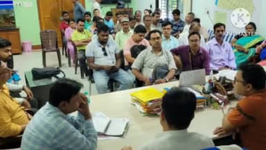 বজবজ ২: বজ বজ ২ নম্বর ব্লকের বিডিও অফিসে ১১ টি অঞ্চলের প্রধান- উপ প্রধানদের নিয়ে জরুরী ভিত্তিতে বৈঠক করলেন বিডিও