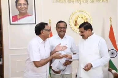 बाबई: माखन नगर विधायक ने मध्य प्रदेश के मुख्यमंत्री से उनके निवास पर विभिन्न विषयों पर चर्चा की