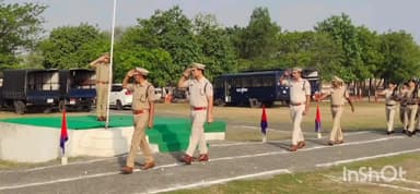 सिंगरौली: अतिरिक्त पुलिस अधीक्षक ने साप्ताहिक जनरल परेड का निरीक्षण किया