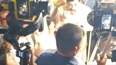 इंदौर: मध्य प्रदेश के मुख्यमंत्री डॉक्टर मोहन यादव, मंत्री कैलाश विजयवर्गीय और कैबिनेट सराफा पहुंचे