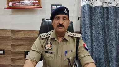 इटावा: फ्रेंड्स कॉलोनी पीएसी गली में पत्नी के आत्महत्या मामले में पति समेत 12 ससुरालियों पर दर्ज हुई रिपोर्ट, पति हुआ गिरफ्तार