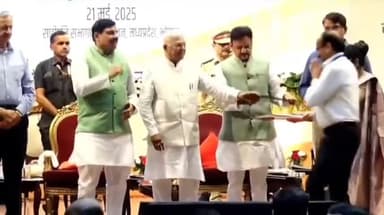 मंदसौर: भोपाल में 100 दिवसीय निक्षय शिविर टीबी मुक्त अभियान में उत्कृष्ट कार्य करने पर सीएमएचओ एवं डॉक्टर सम्मानित