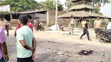 हथुआ: मीरगंज के छाप मोड़ पर यात्री बस और स्कूल बस की टक्कर, 5 छात्रों समेत 6 घायल