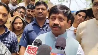 इलाज के दौरान बालिका की मौत पर घर पहुंचे मंत्री नंद गोपाल नंदी दोषियों पर कड़ी कार्रवाई कर दिया आश्वासन