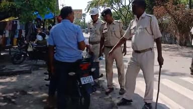 बेतिया: बेतिया में वाहन जांच अभियान चला, ₹2 लाख 5 हजार 500 का जुर्माना वसूला गया