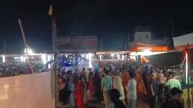 उदवंत नगर: जीरो माइल में आयोजित श्रीमद भागवत कथा ज्ञान यज्ञ के समापन पर भव्य भंडारे का आयोजन हुआ