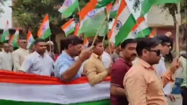 नौगावां सादात: नौगांव सादात में ऑपरेशन सिंदूर कार्यक्रम के अंतर्गत सेना के सम्मान में निकाली शौर्य तिरंगा यात्रा #OperationSindoor