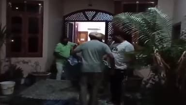 ਨੂਰਮਹਿਲ: ਕੋਈ ਨਹੀਂ ਨੂਰ ਮਹਿਲ ਨੇੜੇ ਪਿੰਡ ਬਹਿਣਾਪੁਰ ਵਿੱਚ 85 ਸਾਲਾ ਐਨਆਰਆਈ ਨੇ ਖੁਦ ਨੂੰ ਗੋਲੀ ਮਾਰ ਕੀਤੀ ਖੁਦਕੁਸ਼ੀ