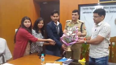 रामपुर: टेंशनकॉन शौटाकॉन रिया कराटे फेडरेशन ऑफ़ इंडिया ने 1 छात्रा और 4 छात्रों को ब्लैक बेल्ट से नवाजा, DM और SP ने किया सम्मानित