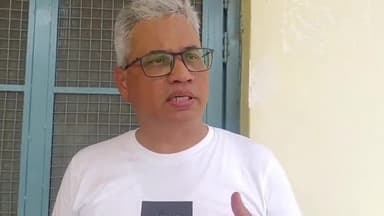 रामपुर: जिला अस्पताल की मोर्चरी में स्वास्थ्य विभाग के अधिकारियों और कर्मचारियों की लापरवाही से शव में पड़े कीड़े