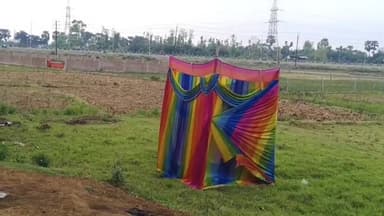 नाथनगर: नाथनगर में सेविकाओं के प्रशिक्षण में अव्यवस्था को लेकर महिलाओं ने जताया विरोध, शौचालय की नहीं है समुचित व्यवस्था