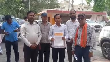 शाहजहांपुर: मछुआरा समाज के लोगो ने सहकार भारतीय उत्तर प्रदेश के साथ दिया ज्ञापन, तालाबों के पट्टे 10 साल तक करने की मांग