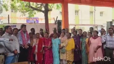 जगदलपुर: नयापारा विधायक कार्यालय में पुरानी पेंशन की मांग को लेकर प्रदेश शिक्षक कल्याण संघ ने विधायक किरण देव से की मुलाकात