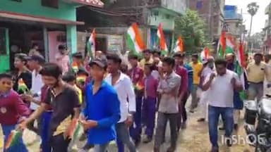 मनेर: गांधी हाट मोड़ के पास से भाजपा कार्यकर्ताओं ने निकाली तिरंगा यात्रा, कई लोग शामिल हुए