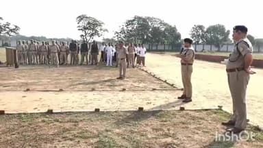 अमरोहा: आपातकालीन परिस्थितियों से निपटने के लिए एसपी के निर्देश पर अमरोहा पुलिस लाइन में कराया गया दंगा नियंत्रण अभ्यास