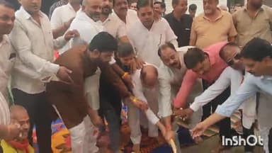 तराना: वार्ड 8 में 20 वर्षों से रोड की मांग कर रहे निवासियों के लिए विधायक ने किया भूमि पूजन, टीपू कुरैशी ने जताया आभार